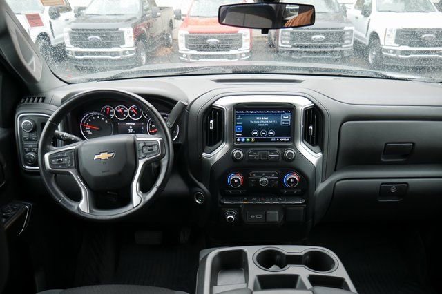 Used 2022 Chevrolet Silverado 1500 LT image 4