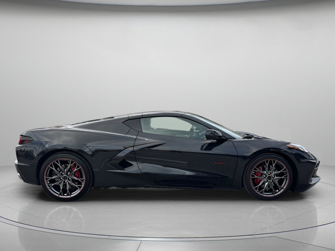 Used 2023 Chevrolet Corvette Stingray Premium Cpe image 2