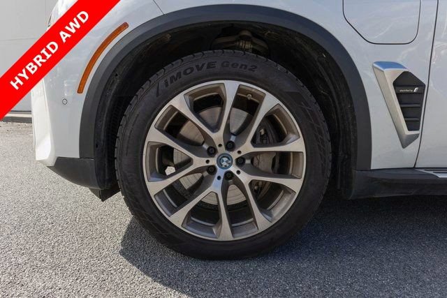 Used 2024 BMW X5 xDrive50e AWD/4WD image 2