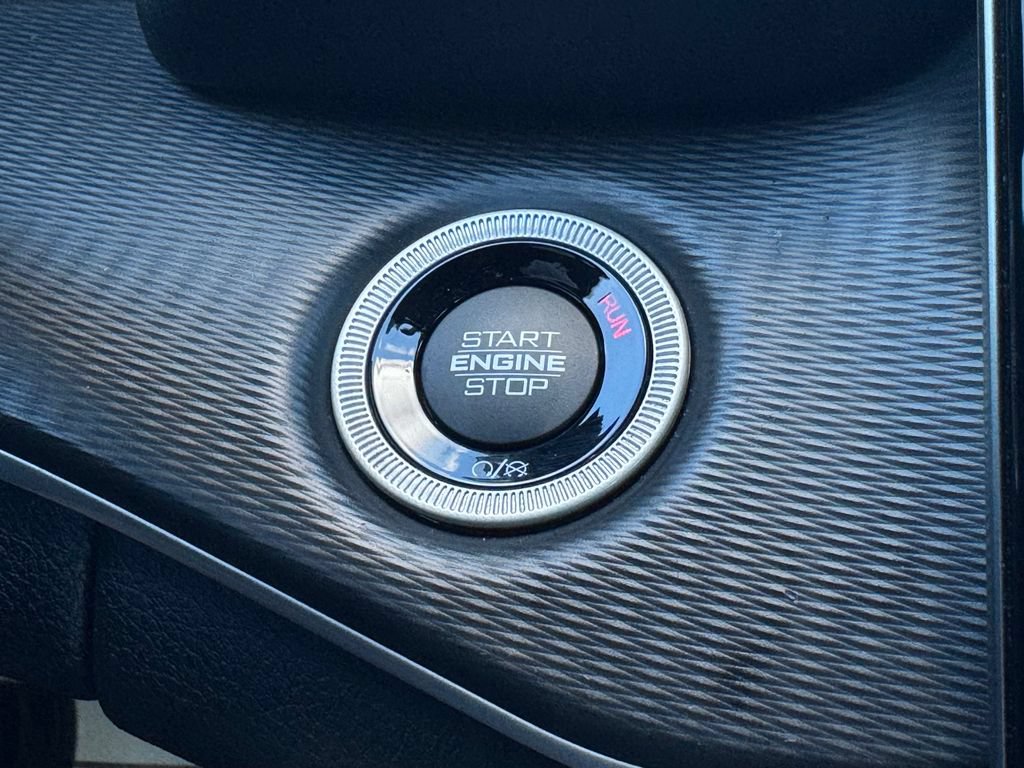 Used 2023 Jeep Grand Cherokee Altitude AWD/4WD image 28