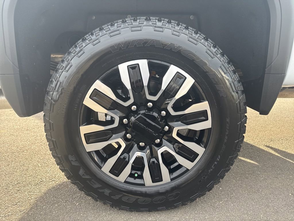 New 2026 GMC Sierra 2500 Denali Ultimate image 39