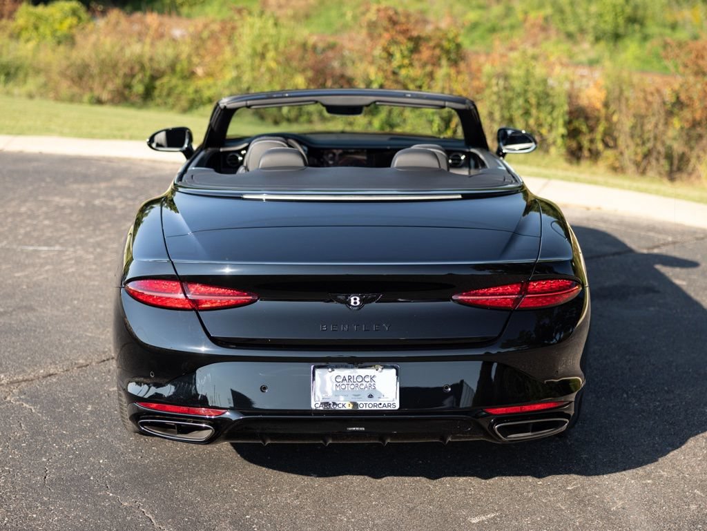Used 2025 Bentley Continental GTC AWD/4WD image 11