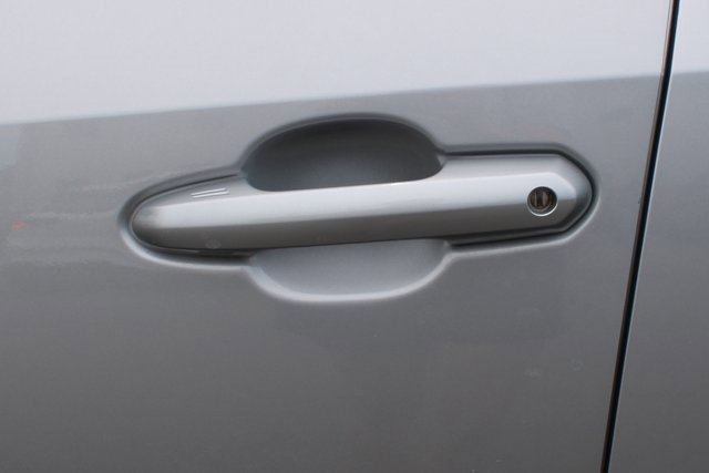 Used 2019 Toyota RAV4 XSE image 9