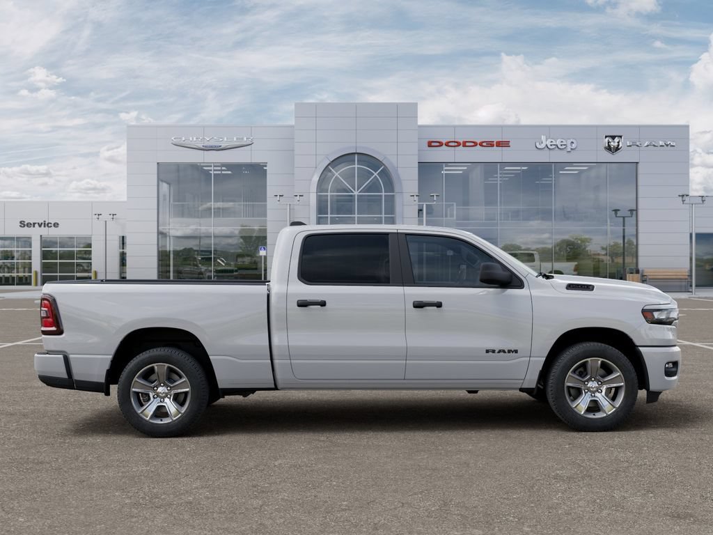 New 2026 RAM 1500 Express AWD/4WD image 21