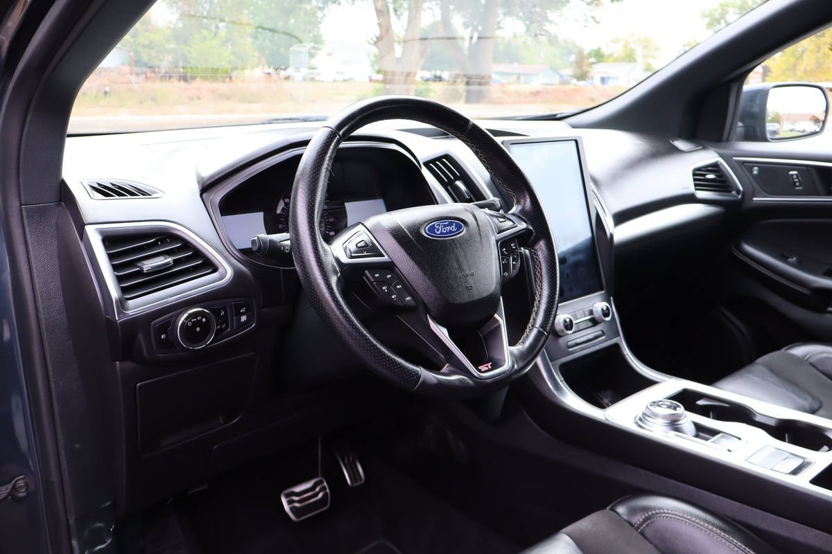 Used 2023 Ford Edge ST AWD/4WD image 15