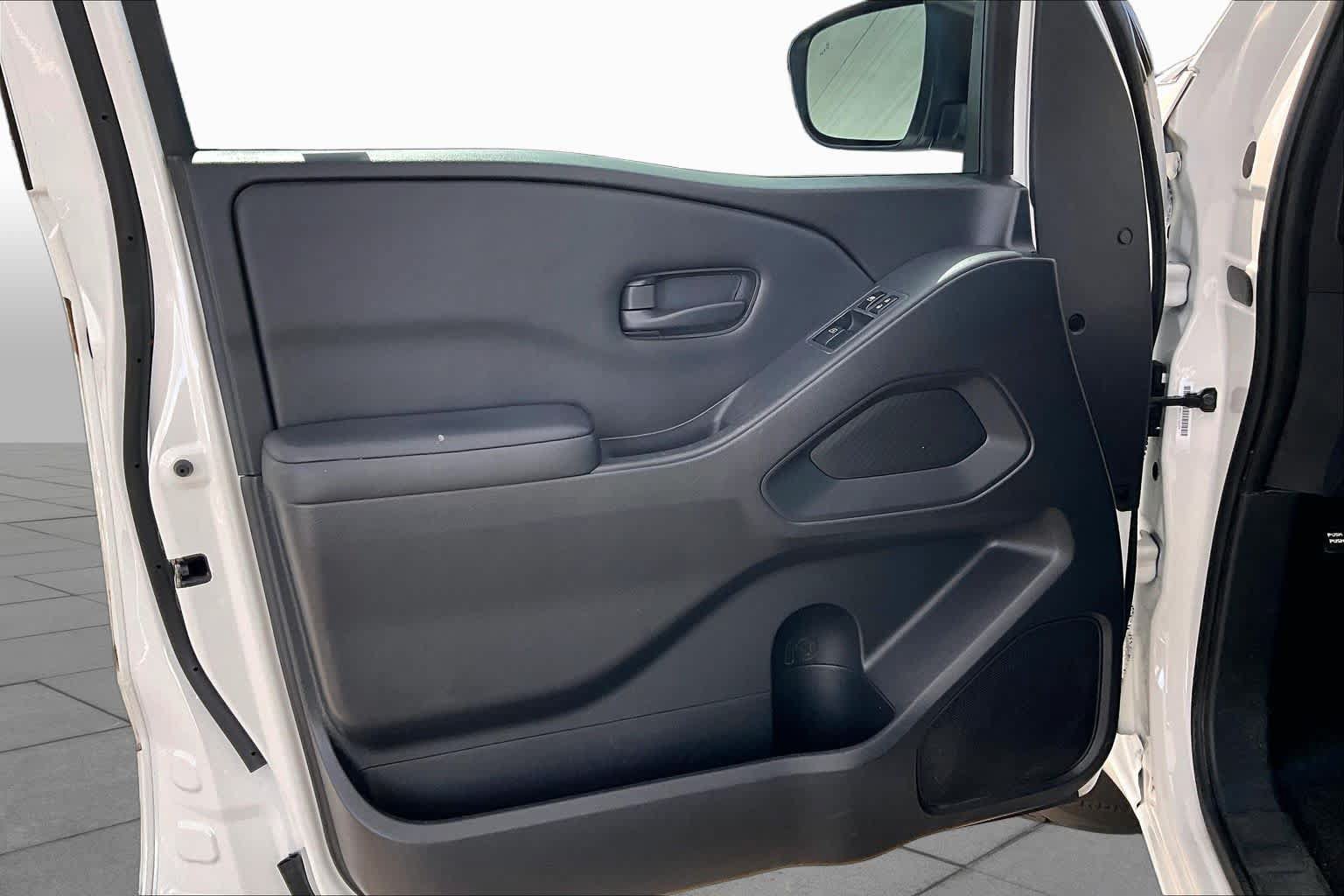 Certified 2023 Nissan Frontier S w/ Technology Package AWD/4WD image 21