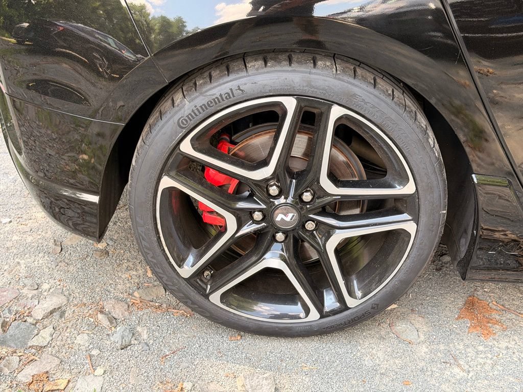 Certified 2022 Hyundai Veloster N FWD image 7