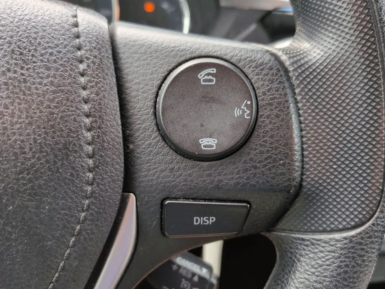 Used 2015 Toyota Corolla LE FWD image 23