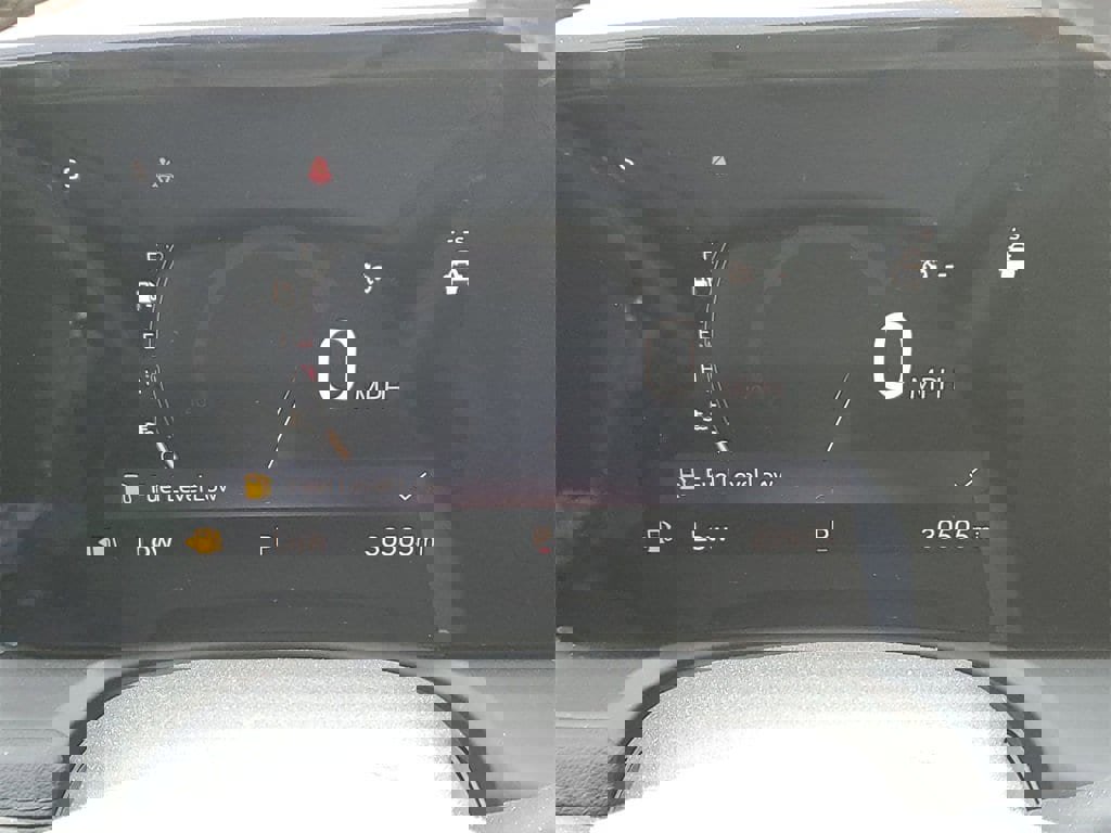 Certified 2024 Buick Encore GX Sport Touring image 11