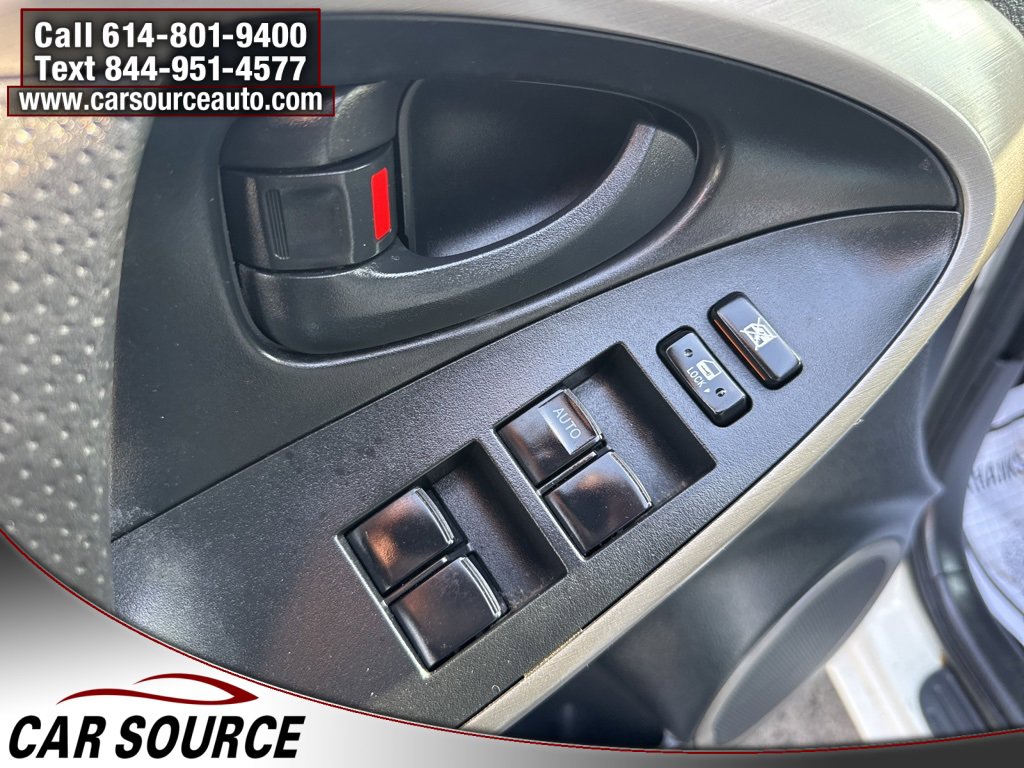 Used 2007 Toyota RAV4 Sport image 18