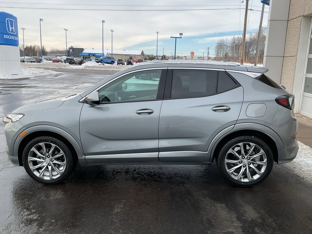 Used 2024 Buick Encore GX Avenir w/ Avenir Convenience Package image 8