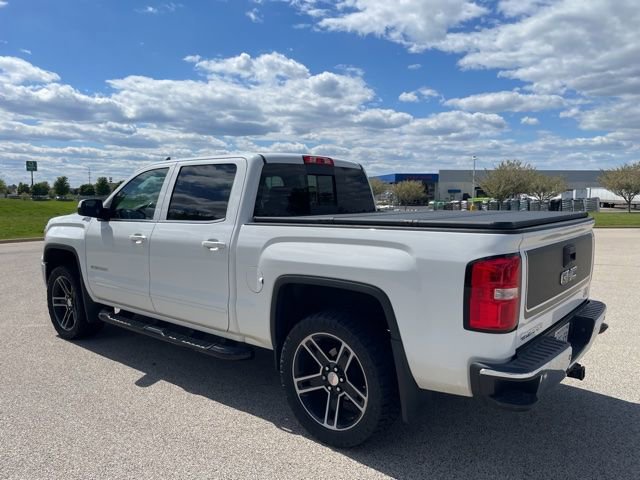Used 2015 GMC Sierra 1500 SLE w/ Carbon-22 Edition AWD/4WD image 4