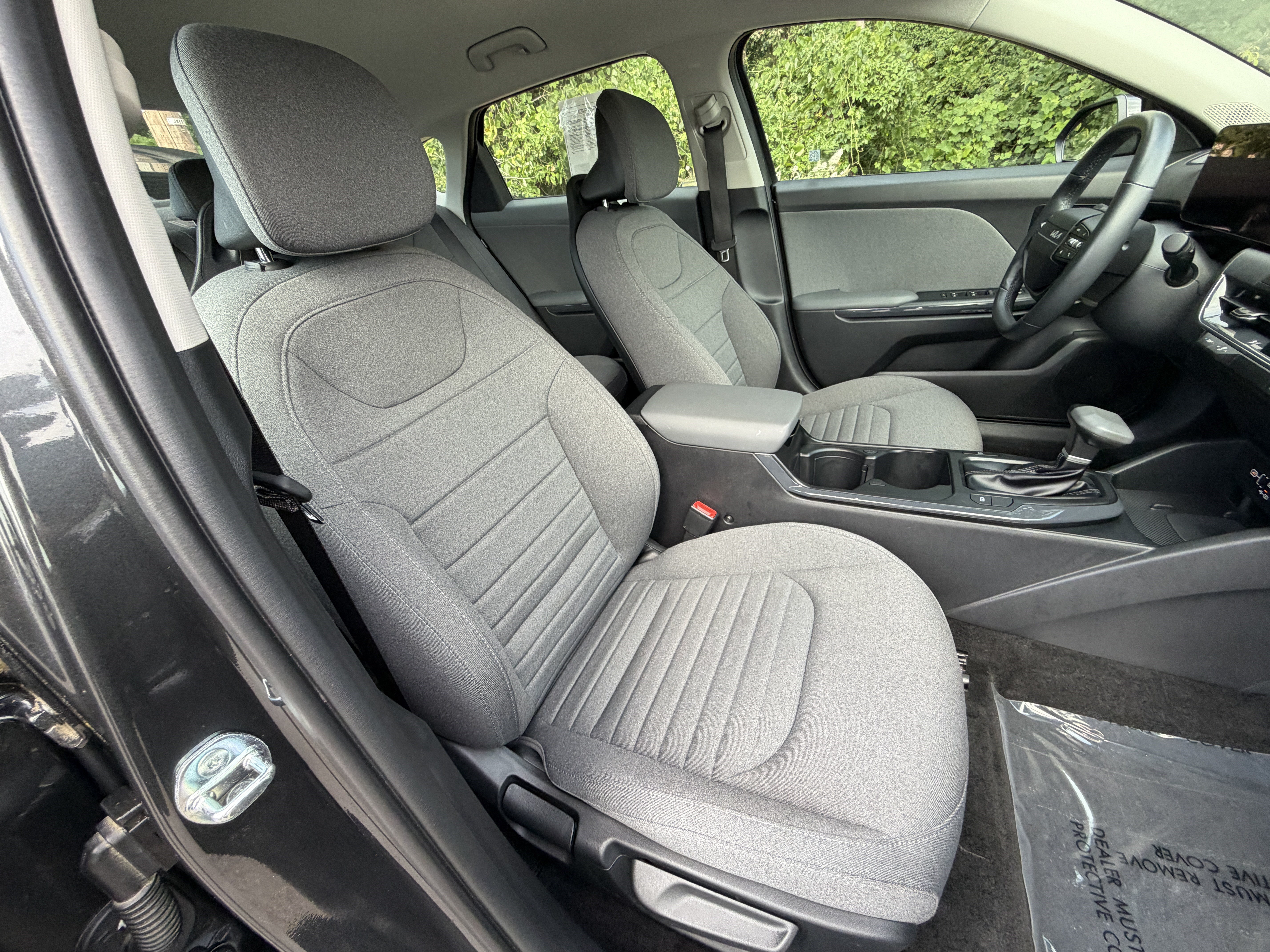 Used 2025 Kia K4 EX FWD image 17