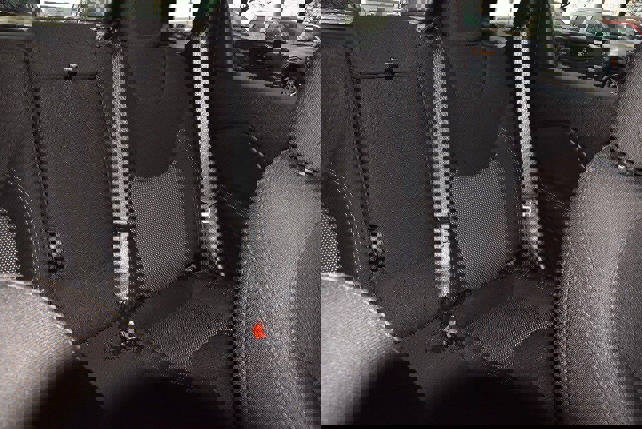 Used 2021 Jeep Cherokee Latitude image 21