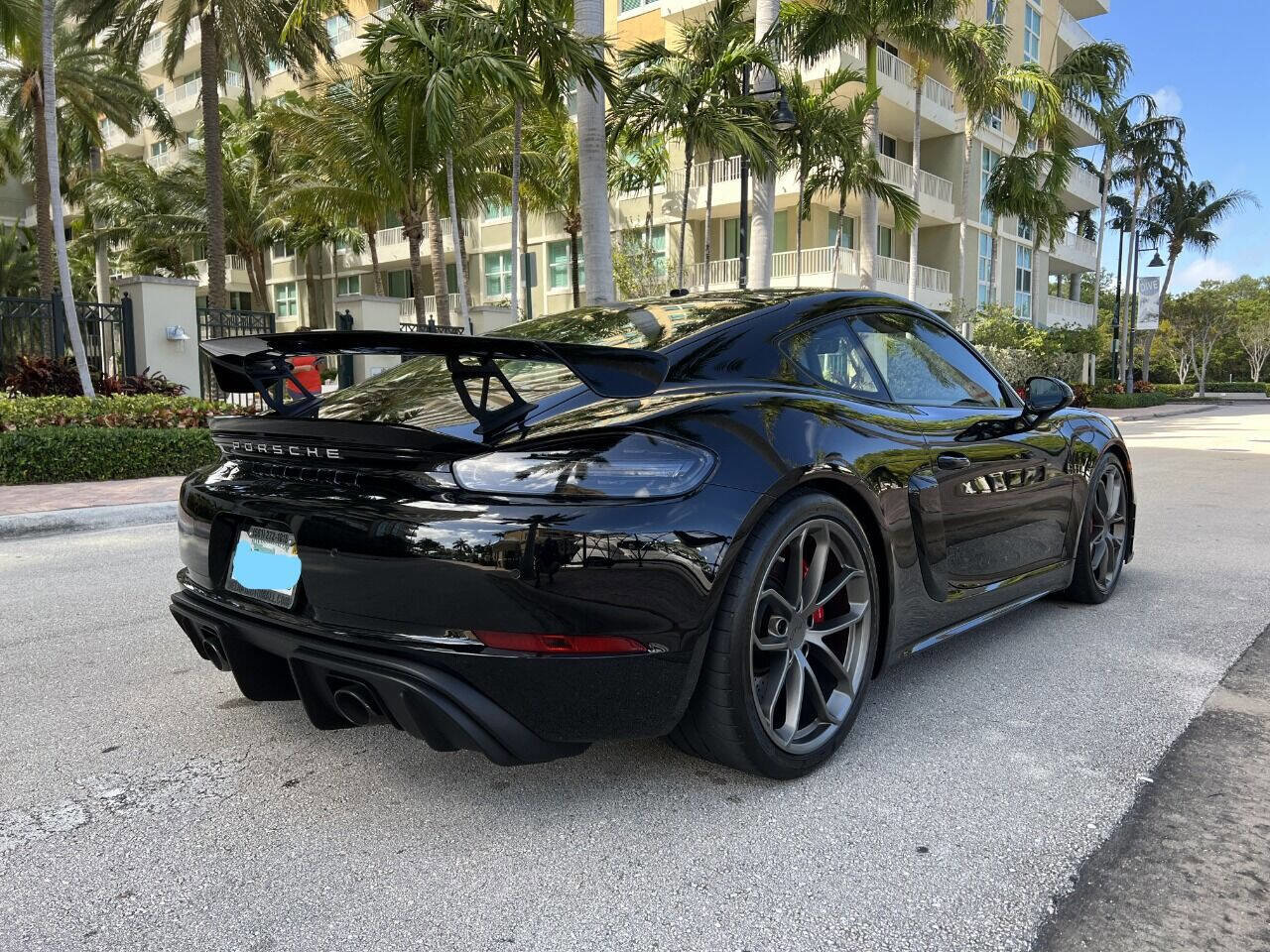 Used 2021 Porsche 718 Cayman GT4 image 8