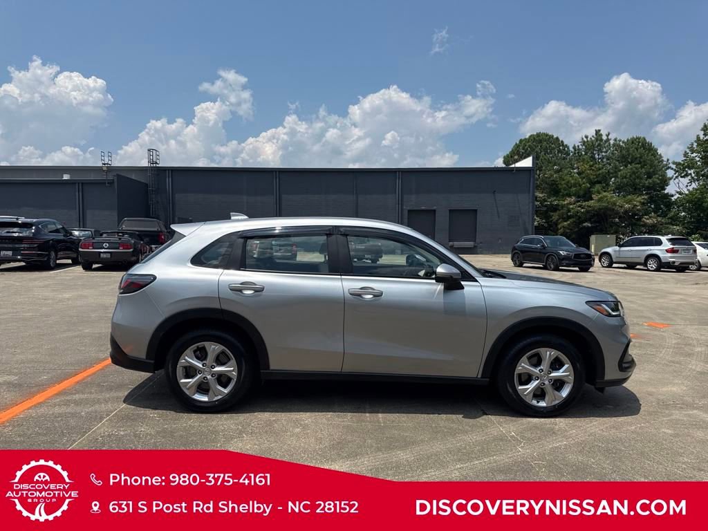 Used 2024 Honda HR-V LX image 8