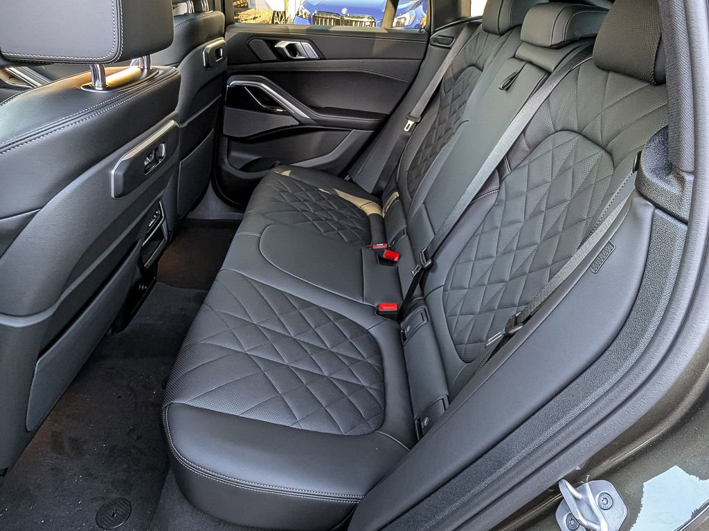 New 2026 BMW X6 xDrive40i image 30