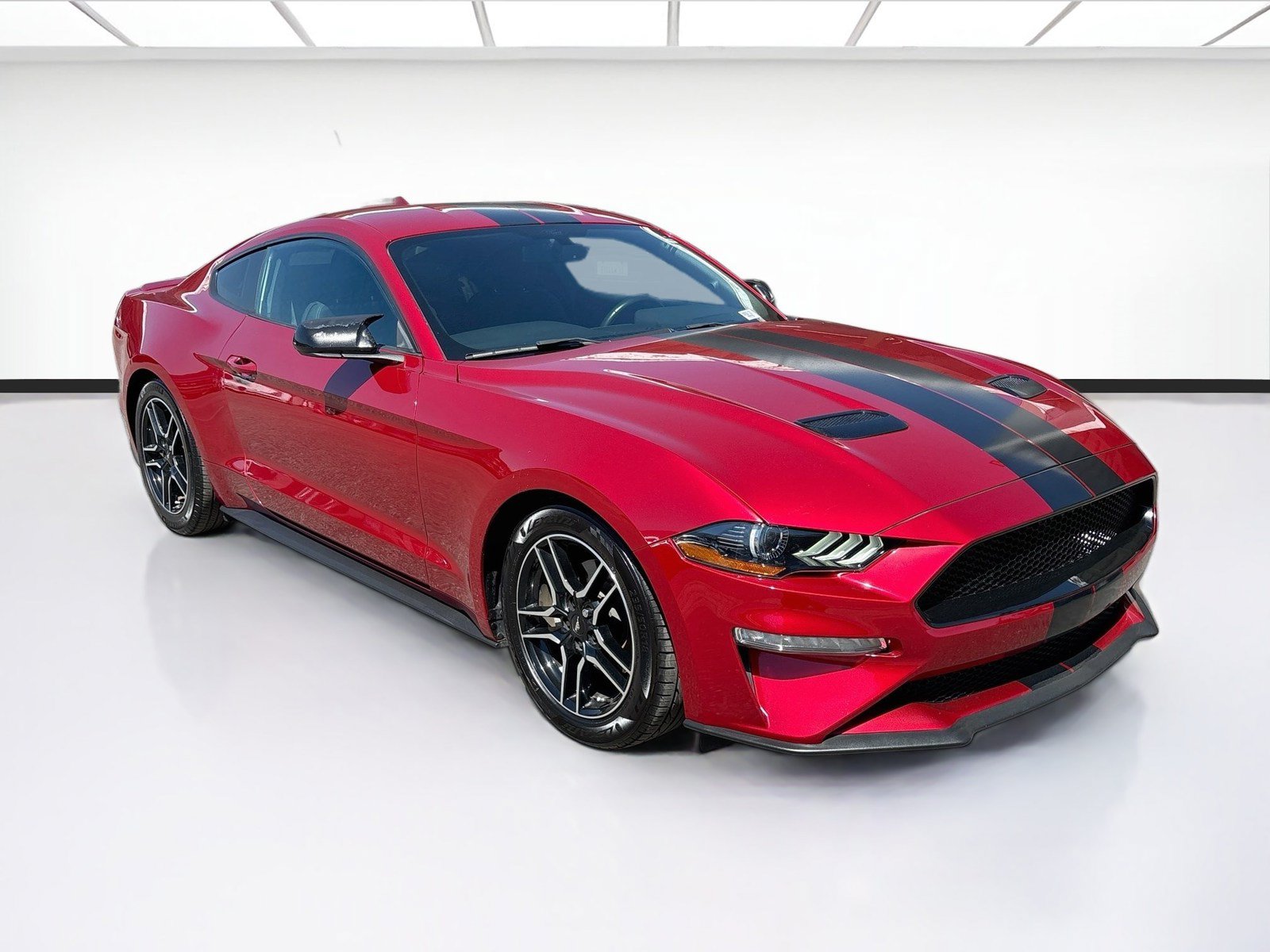 Used 2020 Ford Mustang Coupe w/ Equipment Group 101A RWD image 3