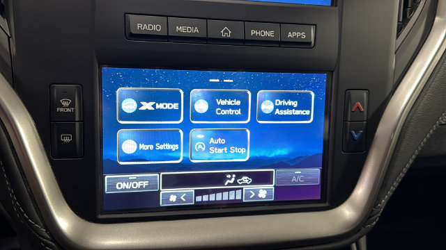 Used 2024 Subaru Outback AWD/4WD image 17