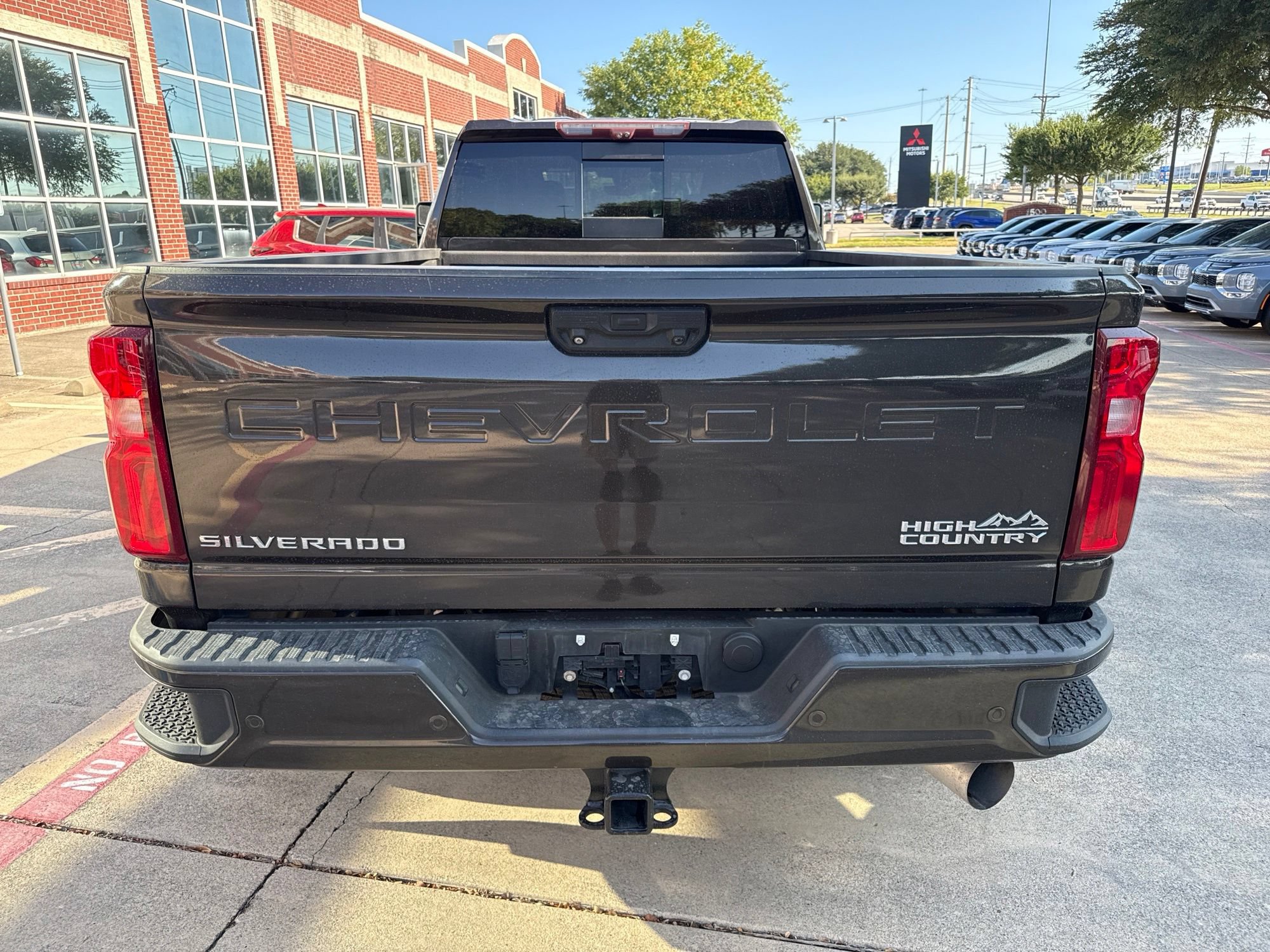 Used 2021 Chevrolet Silverado 3500 High Country AWD/4WD image 4