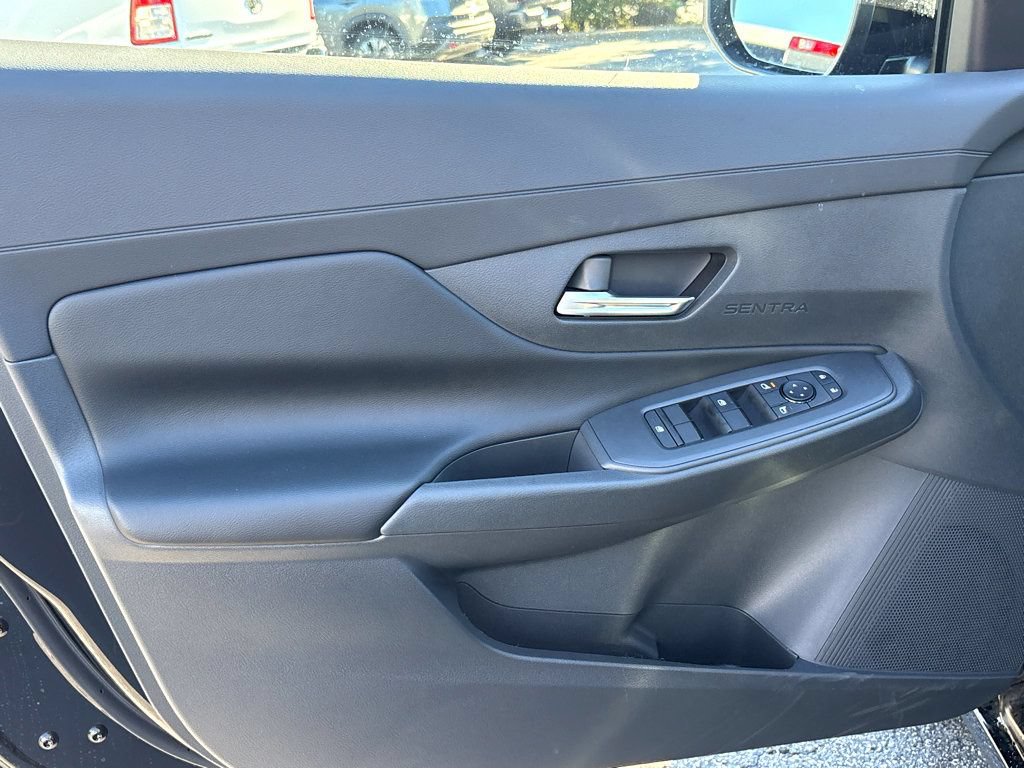 New 2026 Nissan Sentra SR w/ SR Premium Package FWD image 20