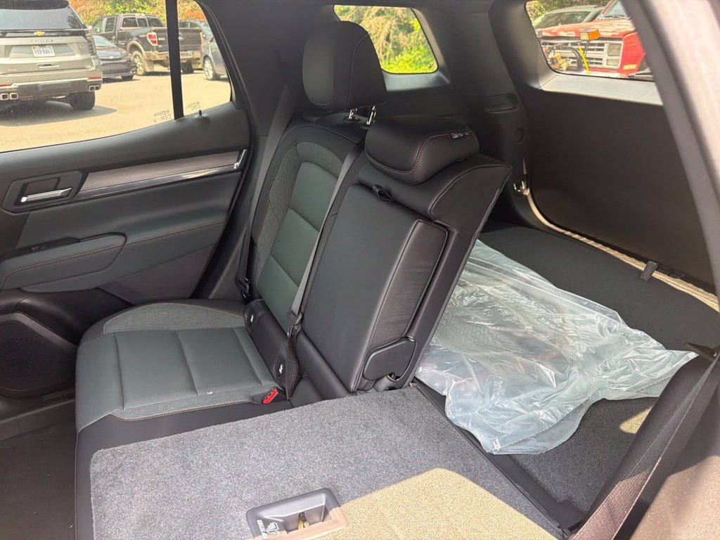 New 2026 GMC Terrain AT4 w/ Technology Package II AWD/4WD image 39