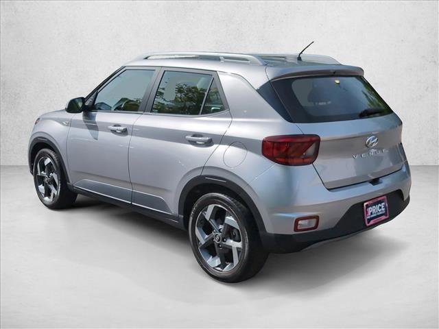 Certified 2024 Hyundai Venue SEL FWD image 7