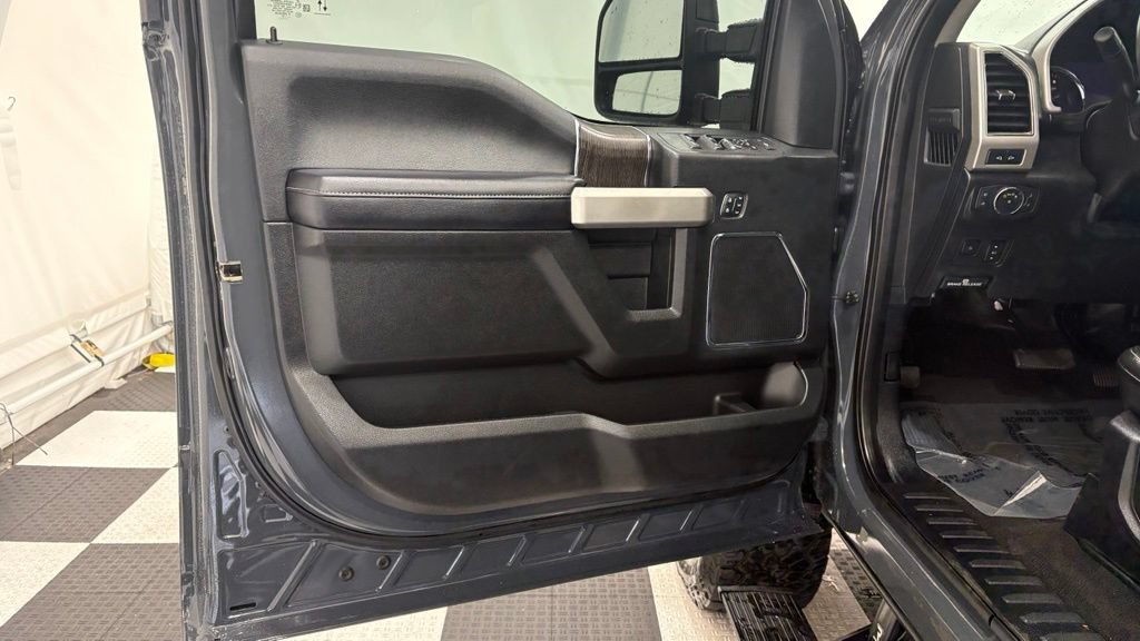 Used 2021 Ford F250 Lariat AWD/4WD image 20