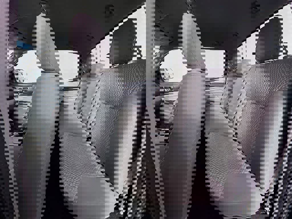 Used 2014 Toyota Tacoma PreRunner w/ SR5 Package RWD image 13