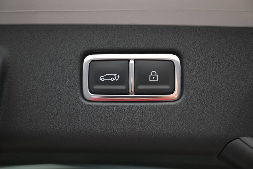 Used 2024 Kia EV9 Light RWD image 16