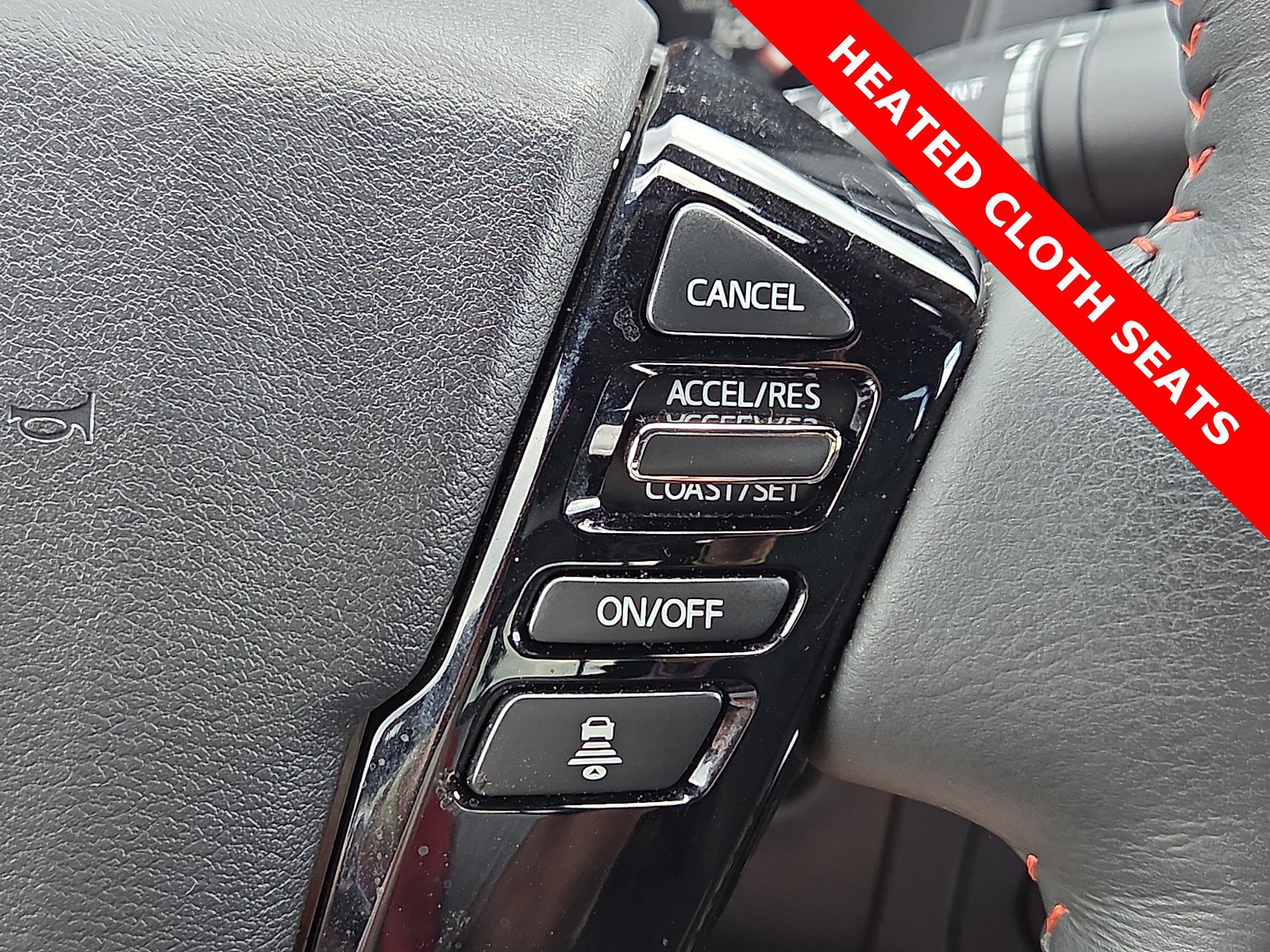 Used 2025 Nissan Frontier PRO-4X w/ Pro Convenience Package AWD/4WD image 22
