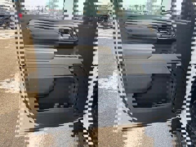 Used 2024 Chevrolet Silverado 2500 ZR2 w/ Technology Package image 16