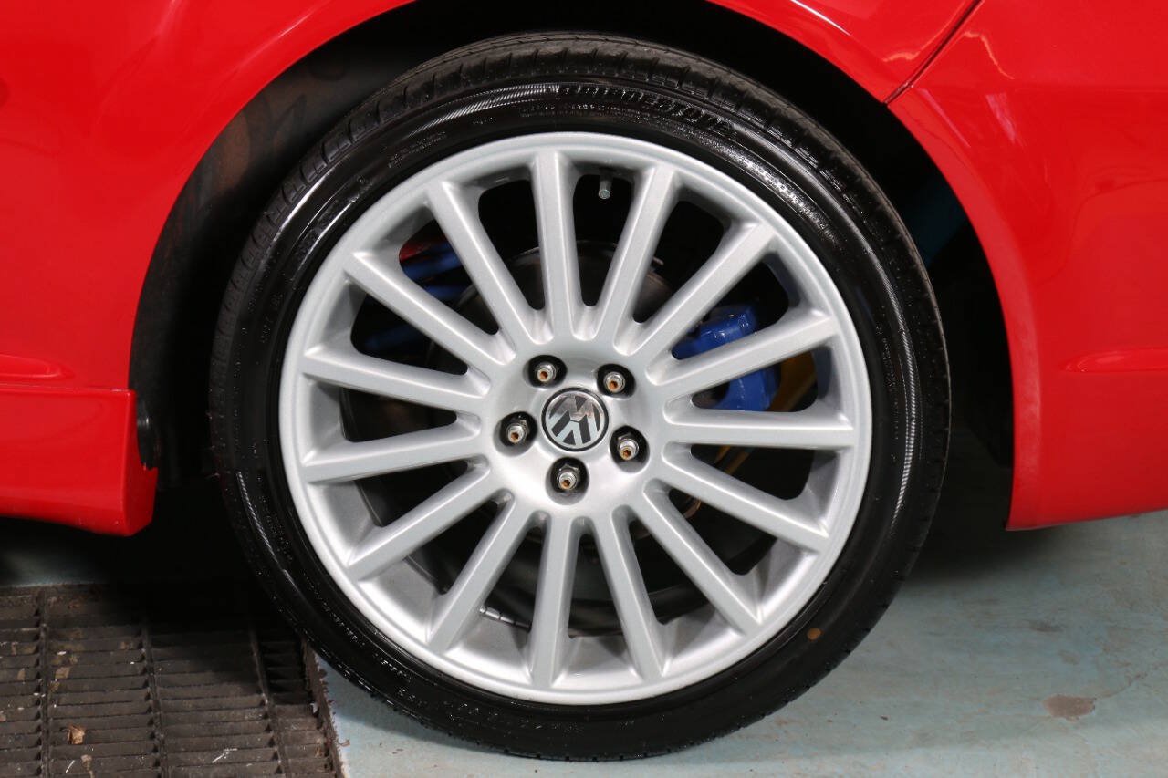 Used 2004 Volkswagen R32 AWD/4WD image 30