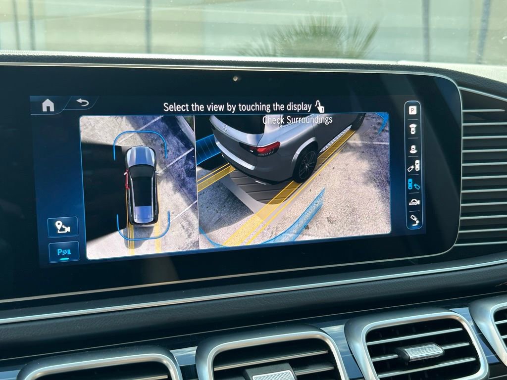 Used 2024 Mercedes-Benz GLS 580 4MATIC w/ Warmth & Comfort Package image 28