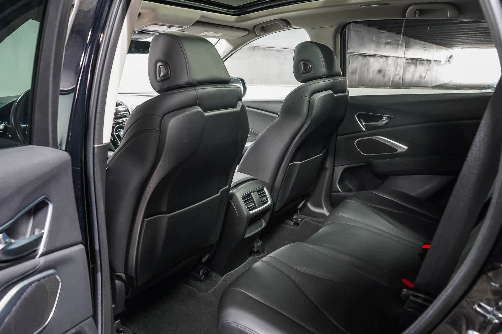 Used 2023 Acura RDX FWD image 22