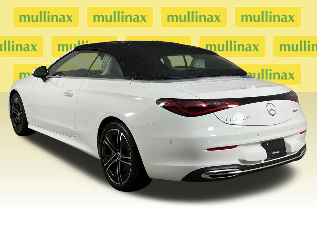Used 2024 Mercedes-Benz CLE 300 4MATIC Cabriolet image 9