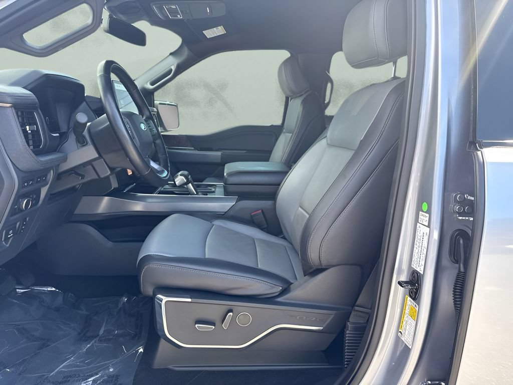 Used 2022 Ford F150 Lightning Lariat w/ Tow Technology Package AWD/4WD image 9