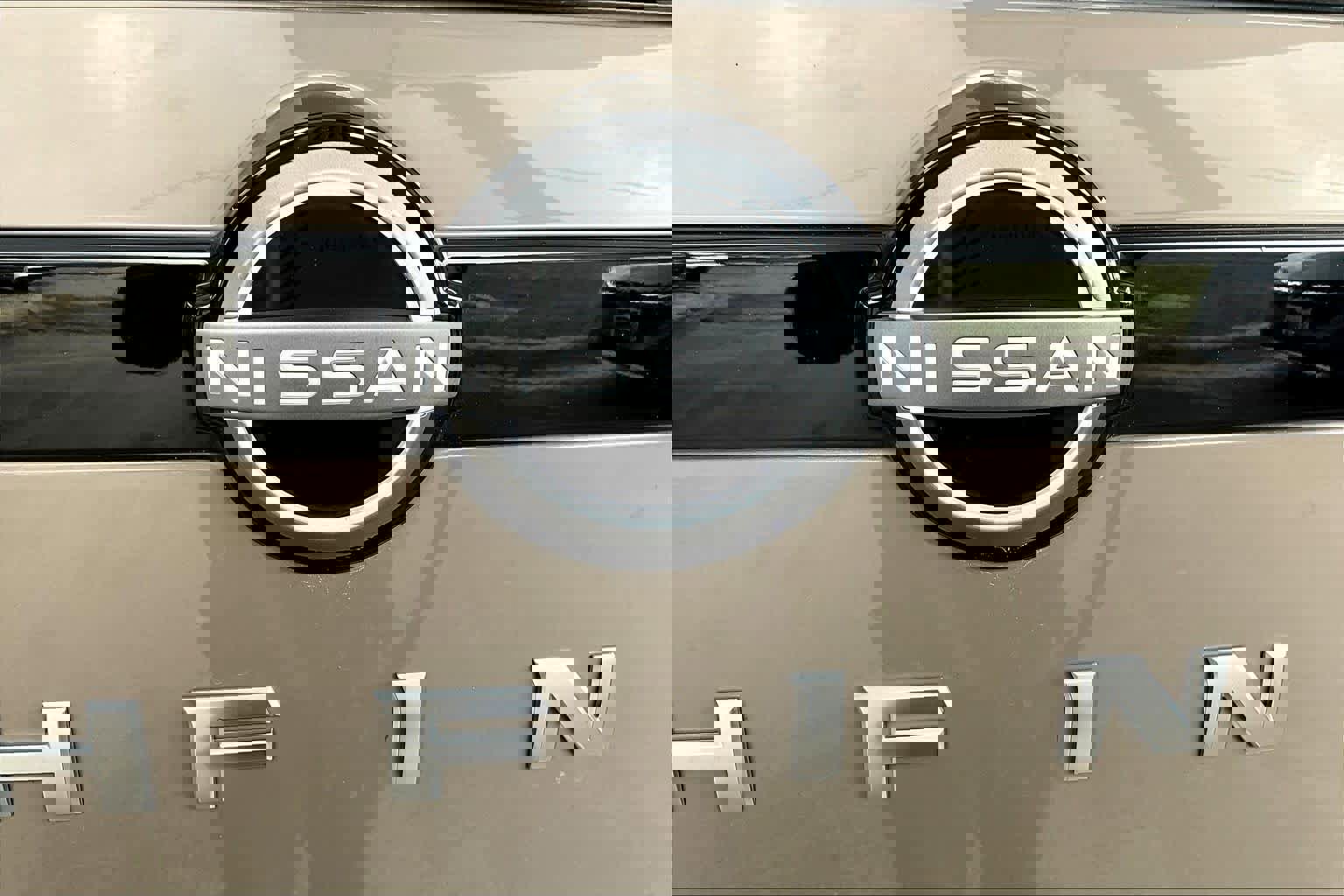 Certified 2023 Nissan Pathfinder Platinum image 31