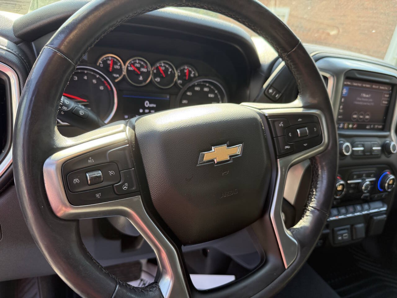 Used 2019 Chevrolet Silverado 1500 LT w/ All-Star Edition AWD/4WD image 11