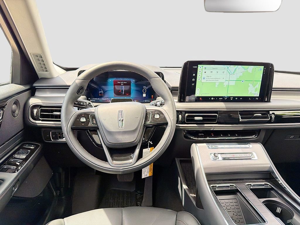 New 2026 Lincoln Aviator AWD image 25