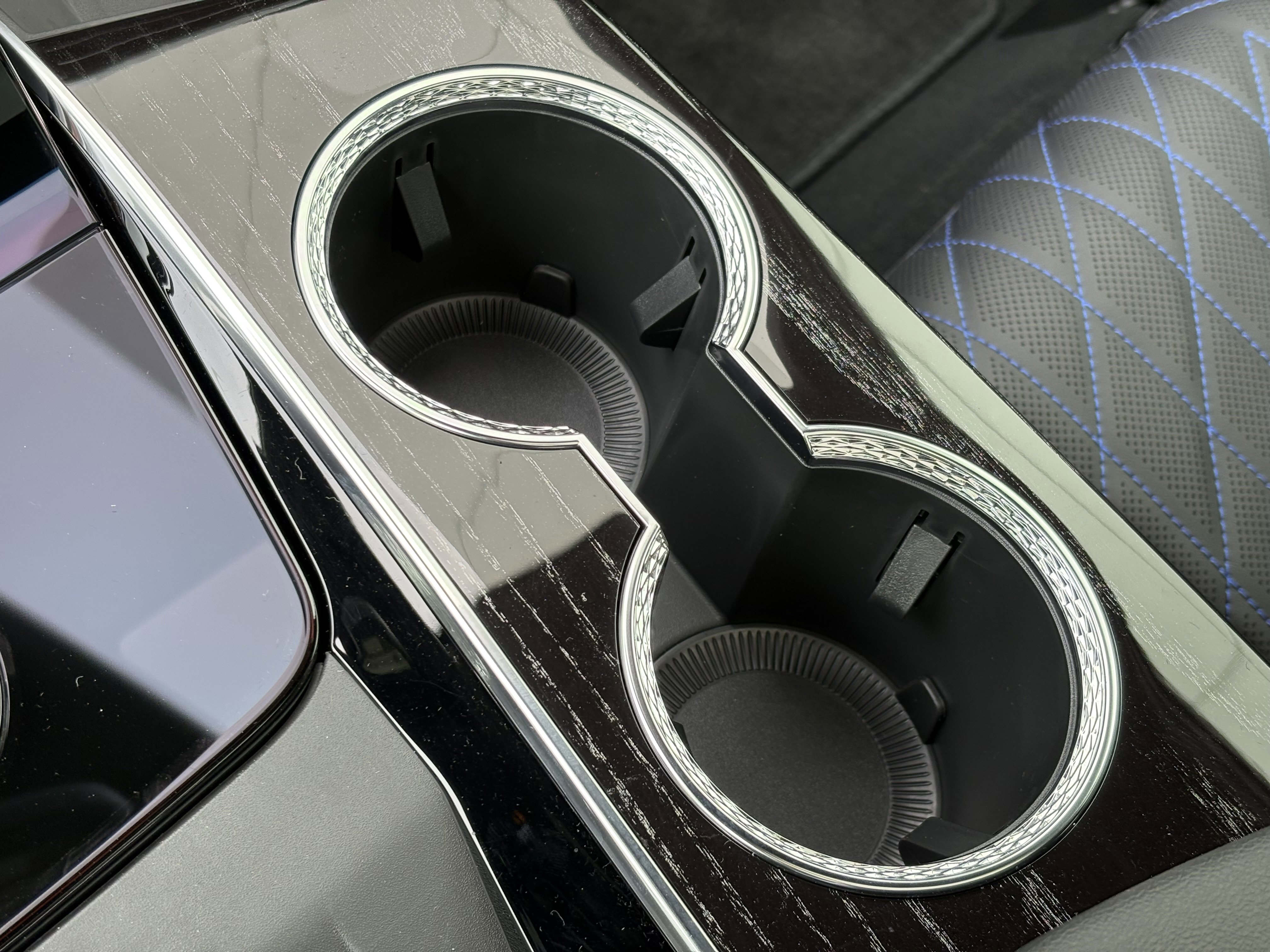 New 2026 Cadillac Escalade IQL Sport 1 image 33