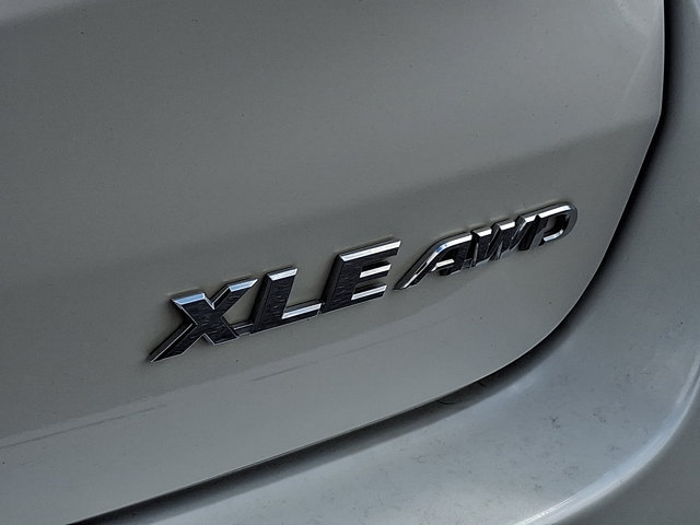 Used 2019 Toyota Highlander XLE AWD/4WD image 31