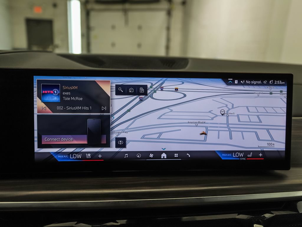 Used 2024 BMW X7 xDrive40i AWD/4WD image 15