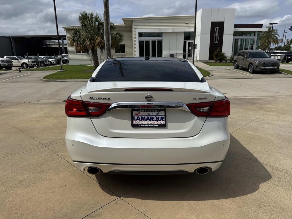 Used 2017 Nissan Maxima Platinum FWD image 7