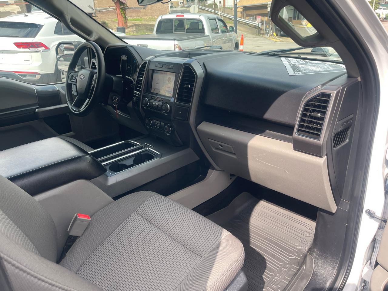 Used 2019 Ford F150 XLT w/ Equipment Group 302A Luxury AWD/4WD image 24