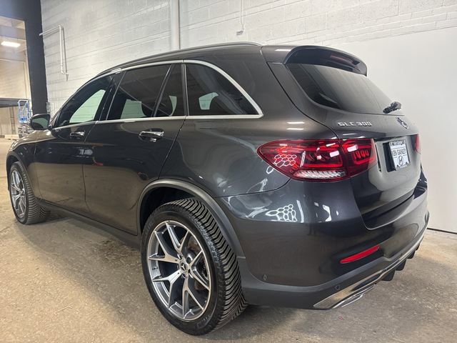 Used 2022 Mercedes-Benz GLC 300 4MATIC image 5