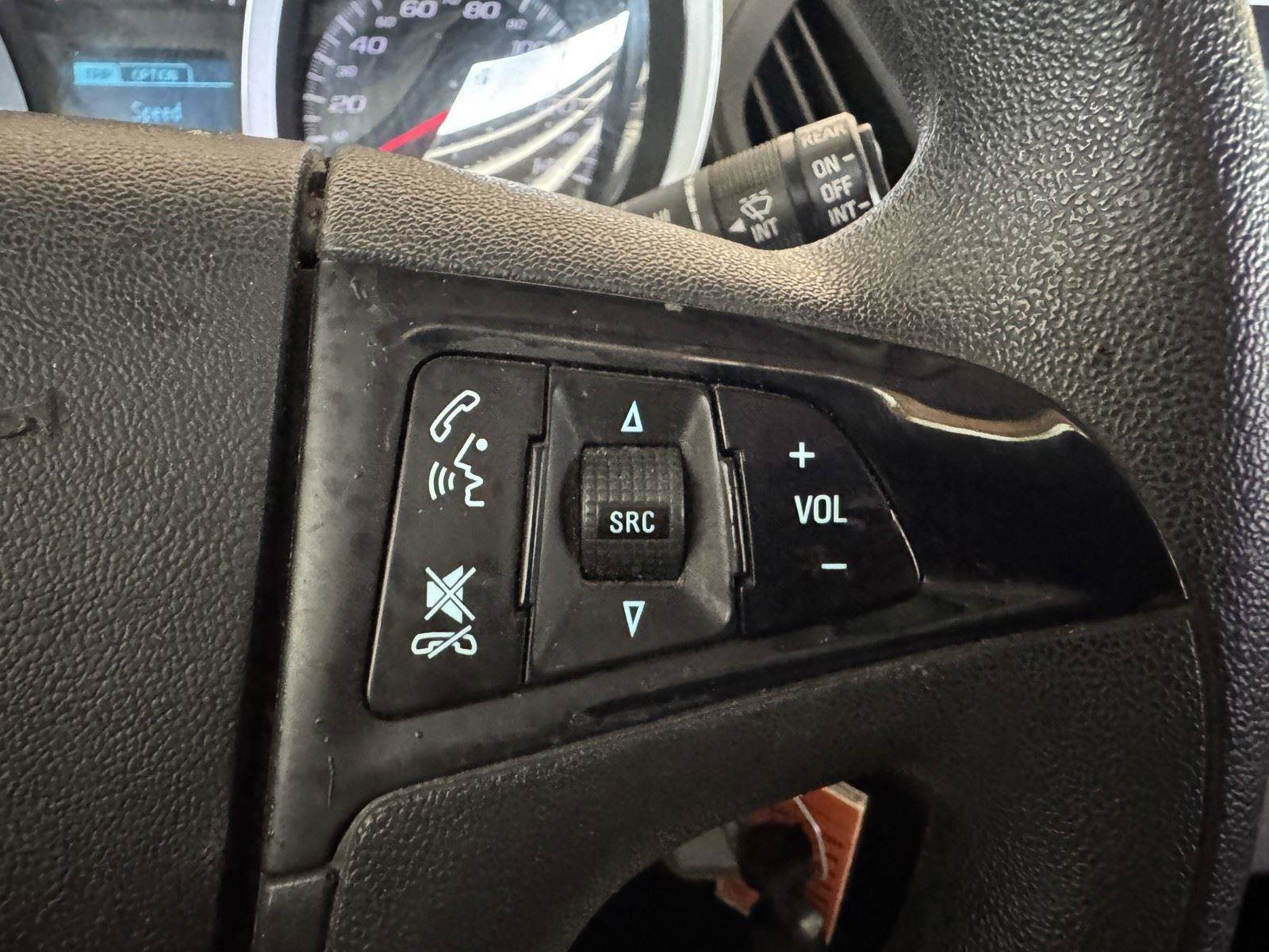 Used 2015 Chevrolet Equinox LS FWD image 20