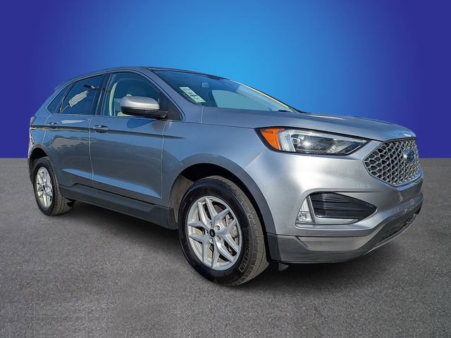 Used 2023 Ford Edge SEL w/ Convenience Package image 7