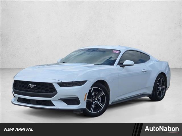 Used 2025 Ford Mustang Coupe RWD image 1