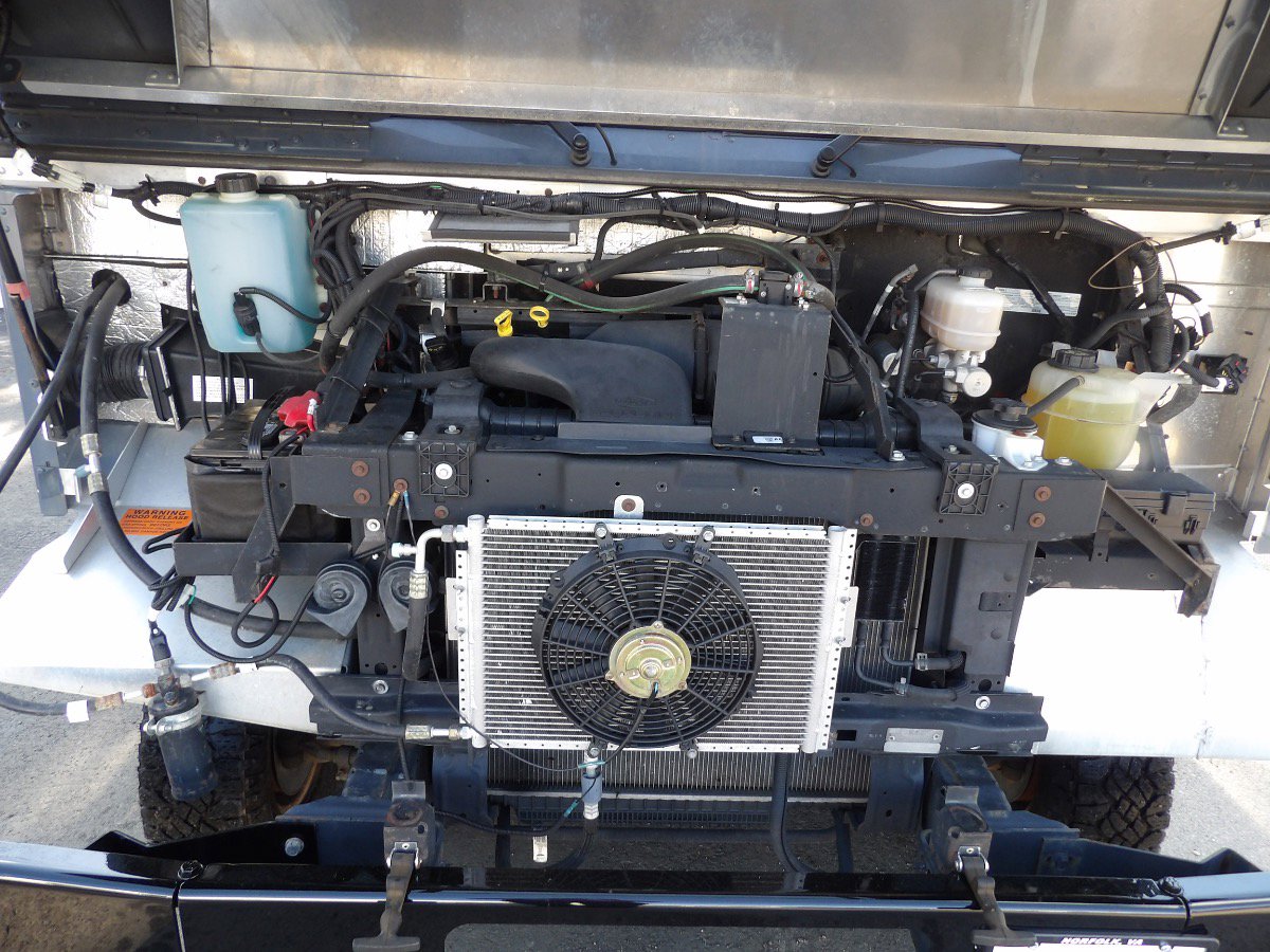 Used 2019 Ford E-450 and Econoline 450 Super Duty image 14